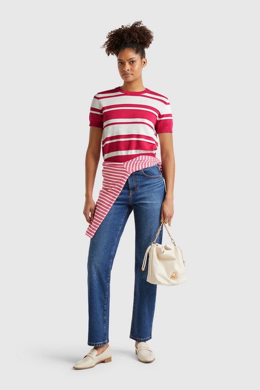 https://img.benettonmall.com/PARTS/KB/25S/1294E10D012E_MB_D2.jpg