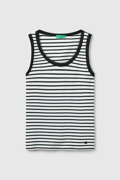 https://img.benettonmall.com/PARTS/KB/25S/30YSDH010701_MB_D2.jpg