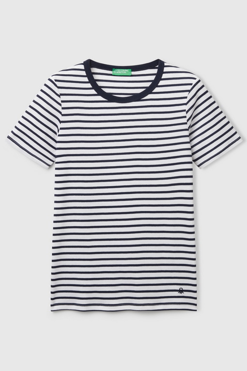 https://img.benettonmall.com/PARTS/KB/25S/30YSE16A0902_MB_D2.jpg