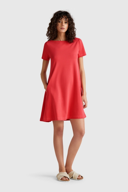 https://img.benettonmall.com/PARTS/KB/25S/3Z1RDV01E136_MB.jpg