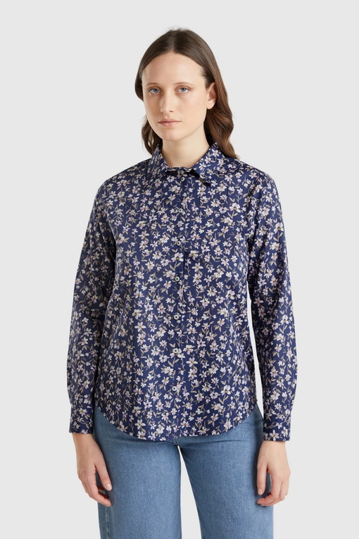 https://img.benettonmall.com/PARTS/KB/25S/5Q6SDQ0AY65V_MB.jpg