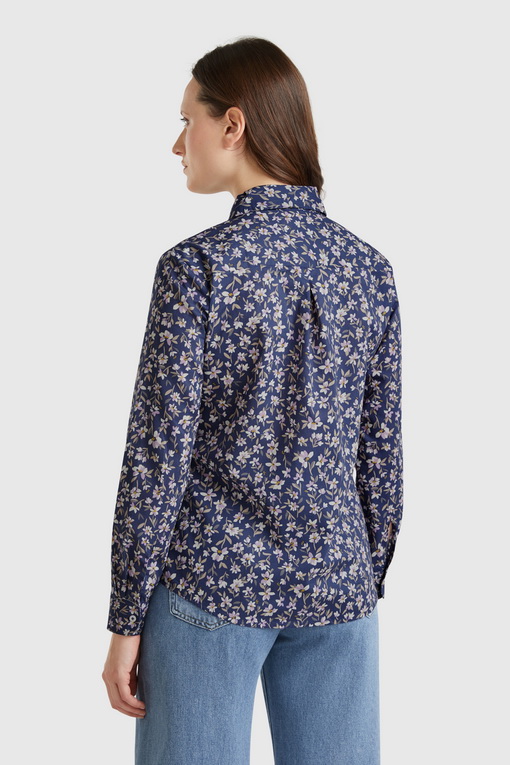 https://img.benettonmall.com/PARTS/KB/25S/5Q6SDQ0AY65V_MB_D1.jpg