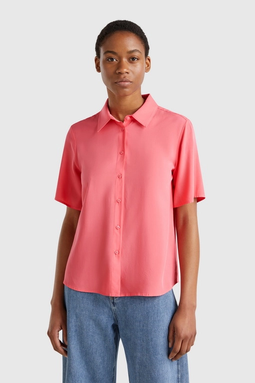 https://img.benettonmall.com/PARTS/KB/25S/5WPWDQ0B10U0_MB.jpg