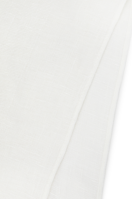 https://img.benettonmall.com/PARTS/KB/25S/64GSDU01S0R2_MB_D4.jpg