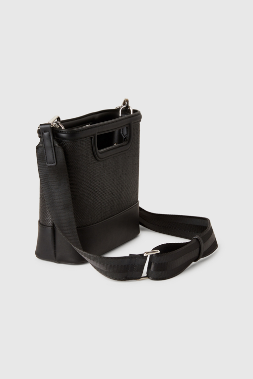 https://img.benettonmall.com/PARTS/KB/25S/67O1DY07Q100_MB_D1.jpg
