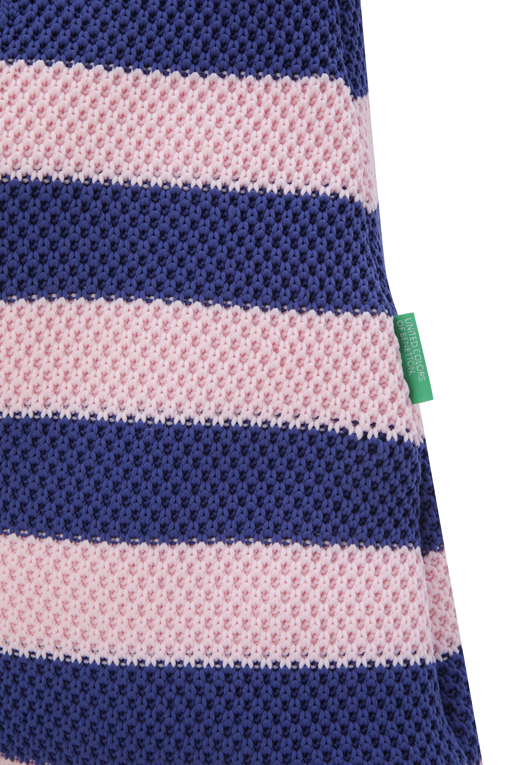https://img.benettonmall.com/PARTS/KB/25S/6VQFDY07U19R_MB_D3.jpg