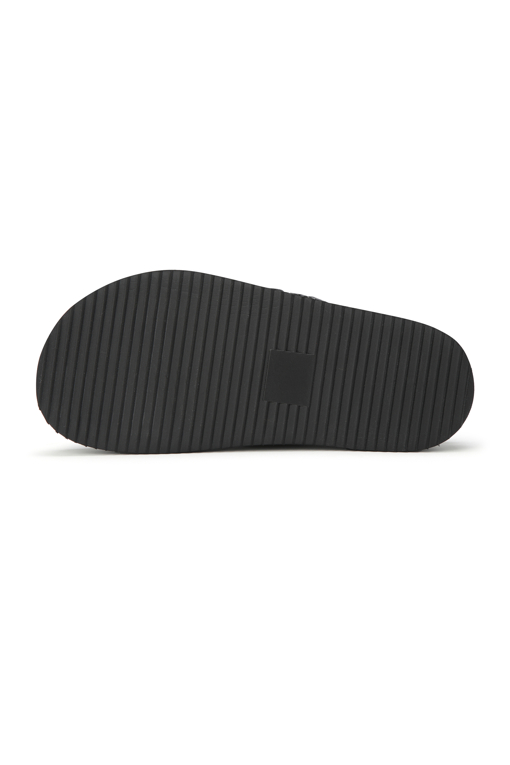 https://img.benettonmall.com/PARTS/KB/25S/8A0YDD03P100_MB_D5.jpg