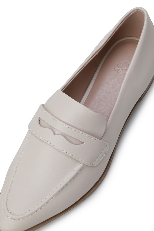 https://img.benettonmall.com/PARTS/KB/25S/8NOGDD03H152_MB_D3.jpg