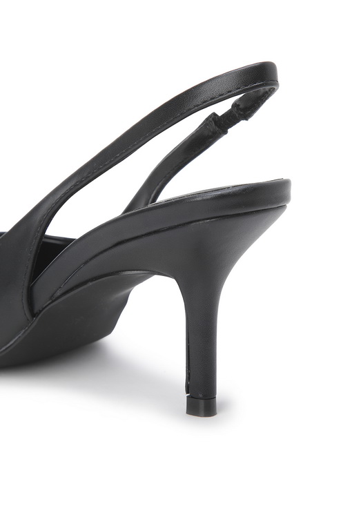 https://img.benettonmall.com/PARTS/KB/25S/8NOGDD03J100_MB_D4.jpg
