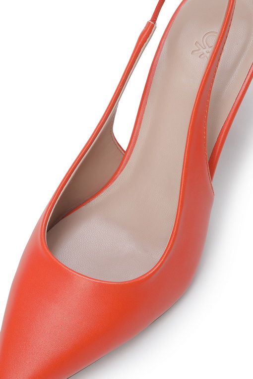 https://img.benettonmall.com/PARTS/KB/25S/8NOGDD03J17W_MB_D3.jpg