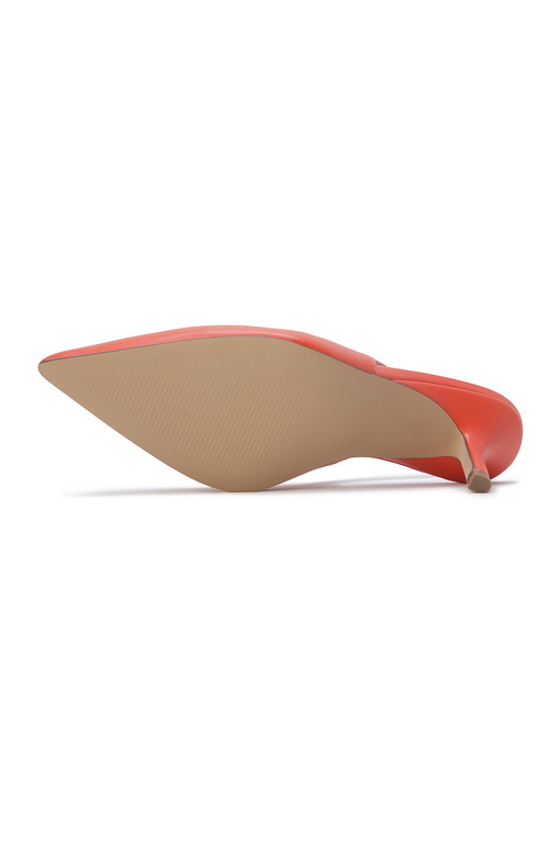 https://img.benettonmall.com/PARTS/KB/25S/8NOGDD03J17W_MB_D5.jpg