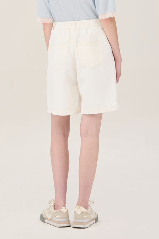 https://img.benettonmall.com/PARTS/KB/25S/BADP54531WH_MB_D1.jpg