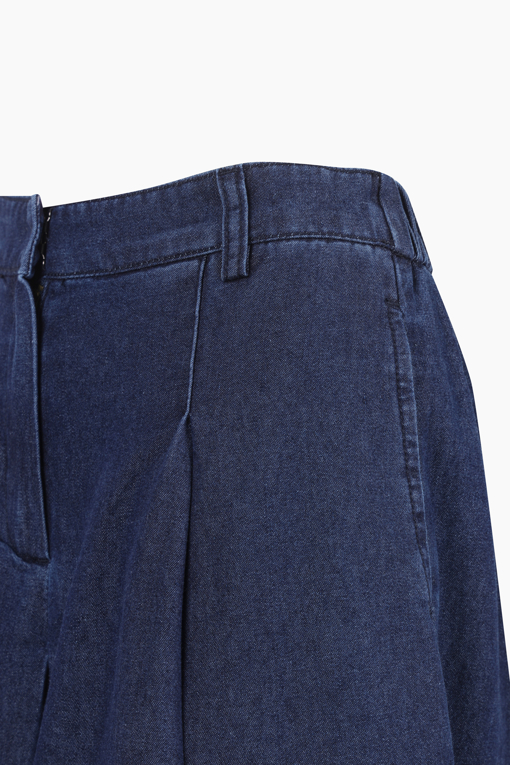 https://img.benettonmall.com/PARTS/KB/25S/BADP58531IN_MB_D13.jpg