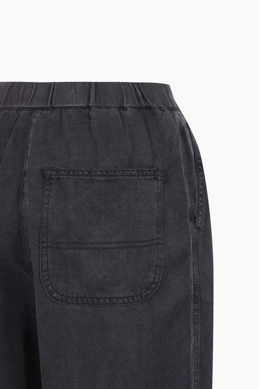 https://img.benettonmall.com/PARTS/KB/25S/BADP59531BK_MB_D3.jpg