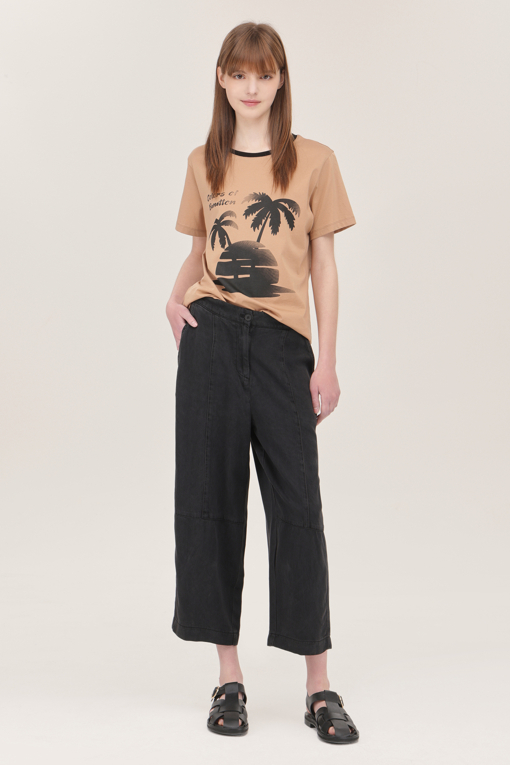 https://img.benettonmall.com/PARTS/KB/25S/BADP59531BK_MB_D5.jpg