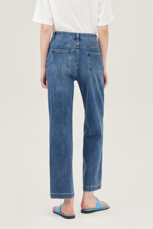 https://img.benettonmall.com/PARTS/KB/25S/BADP60531IN_MB_D1.jpg