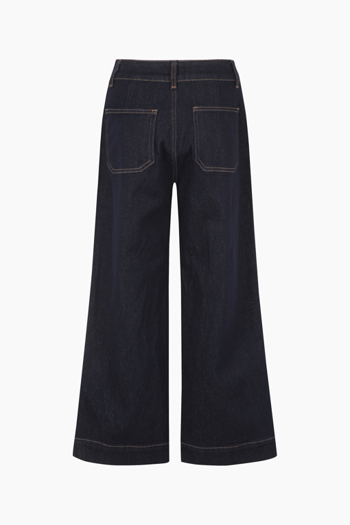 https://img.benettonmall.com/PARTS/KB/25S/BADP65531IN_MB_D11.jpg
