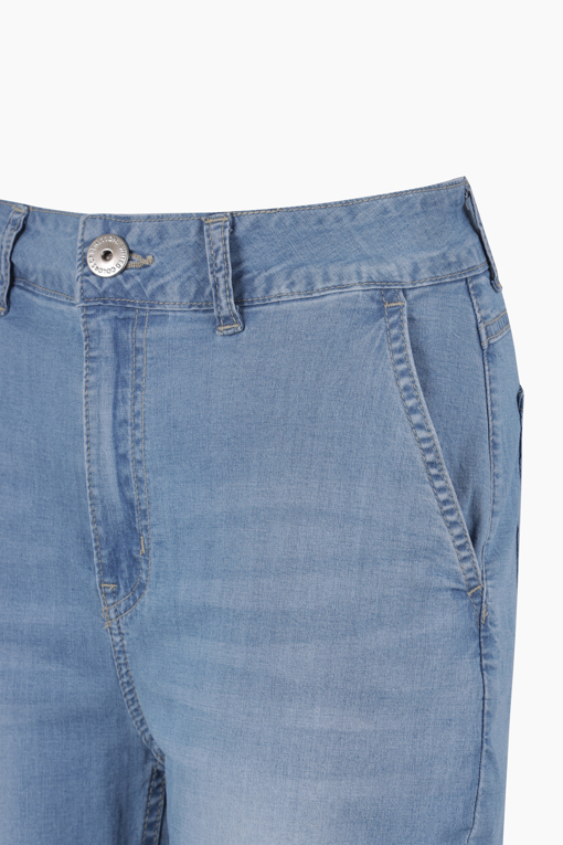 https://img.benettonmall.com/PARTS/KB/25S/BADP97531LB_MB_D12.jpg