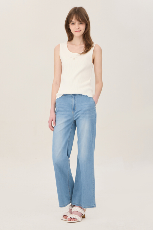 https://img.benettonmall.com/PARTS/KB/25S/BADP97531LB_MB_D5.jpg