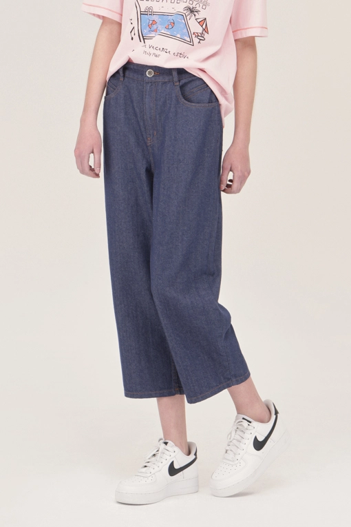 https://img.benettonmall.com/PARTS/KB/25S/BADP99531IN_MB.jpg