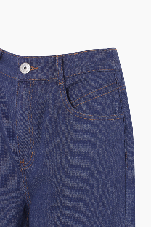 https://img.benettonmall.com/PARTS/KB/25S/BADP99531IN_MB_D12.jpg