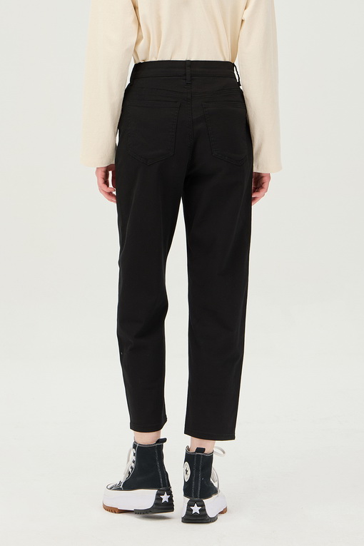 https://img.benettonmall.com/PARTS/KB/25S/BADPF1531BK_MB_D1.jpg