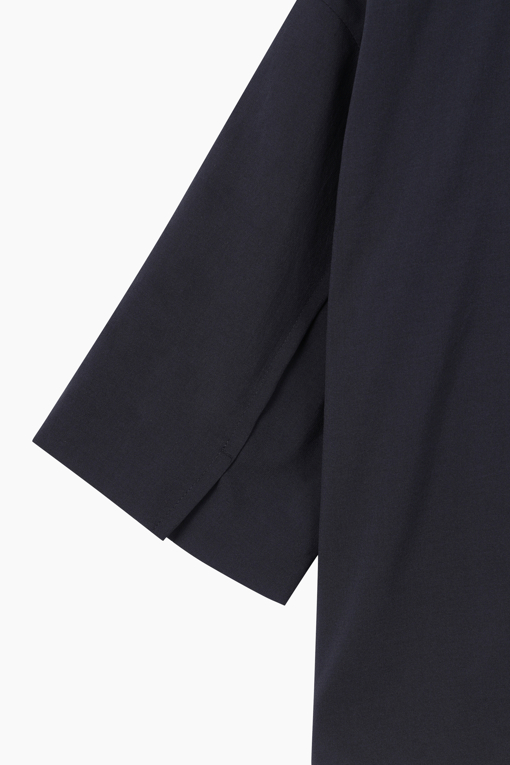 https://img.benettonmall.com/PARTS/KB/25S/BAJKE1531NY_MB_D2.jpg