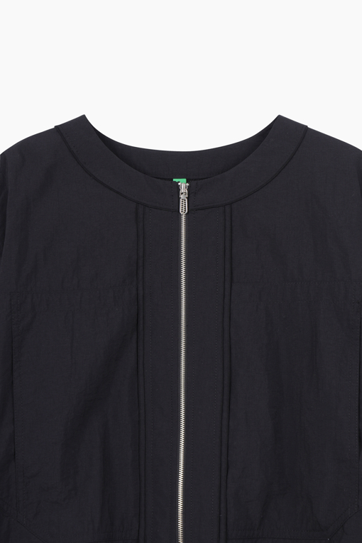 https://img.benettonmall.com/PARTS/KB/25S/BAJP57531BK_MB_D12.jpg