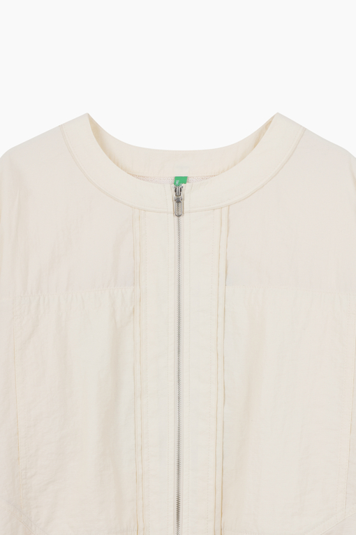 https://img.benettonmall.com/PARTS/KB/25S/BAJP57531IV_MB_D2.jpg
