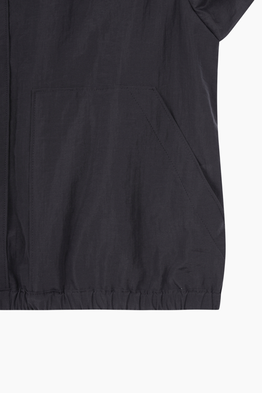 https://img.benettonmall.com/PARTS/KB/25S/BAJP63531DG_MB_D3.jpg