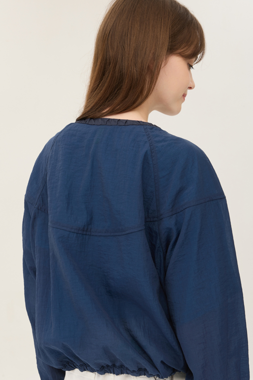 https://img.benettonmall.com/PARTS/KB/25S/BAJP63531NY_MB_D3.jpg