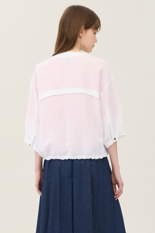 https://img.benettonmall.com/PARTS/KB/25S/BAJP65531WH_MB_D1.jpg