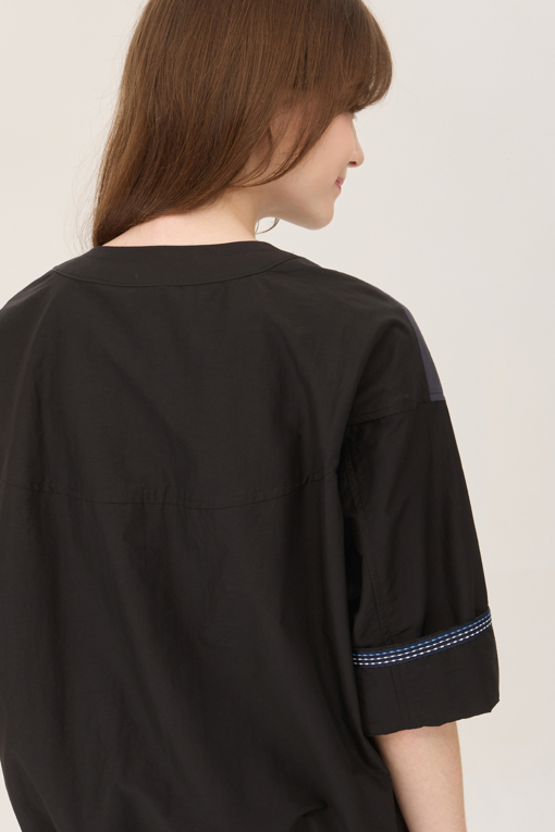 https://img.benettonmall.com/PARTS/KB/25S/BAJP68531BK_MB_D4.jpg