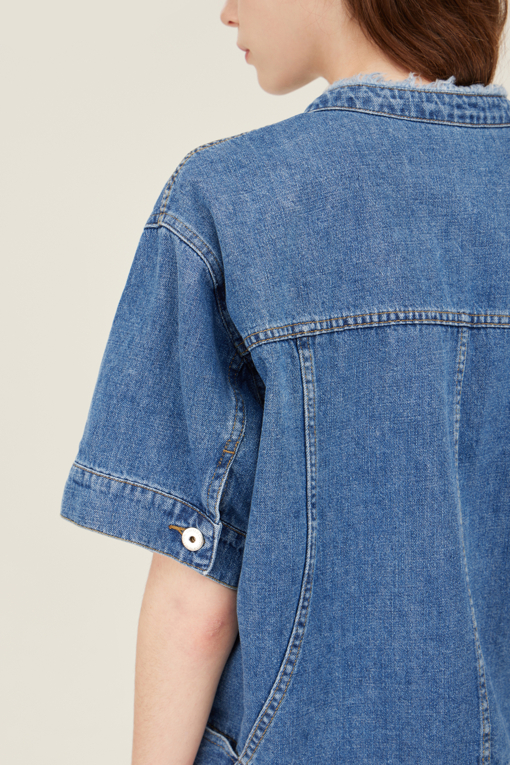 https://img.benettonmall.com/PARTS/KB/25S/BAJP95531IN_MB_D4.jpg