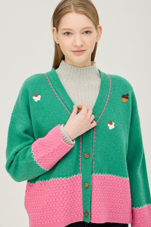 https://img.benettonmall.com/PARTS/KB/25S/BAKC06511GN_MB_D2.jpg