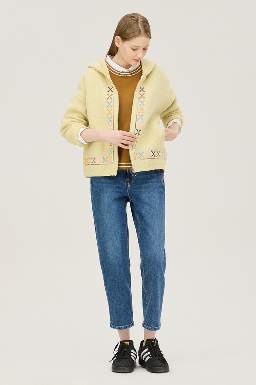 https://img.benettonmall.com/PARTS/KB/25S/BAKC07511YE_MB_D5.jpg