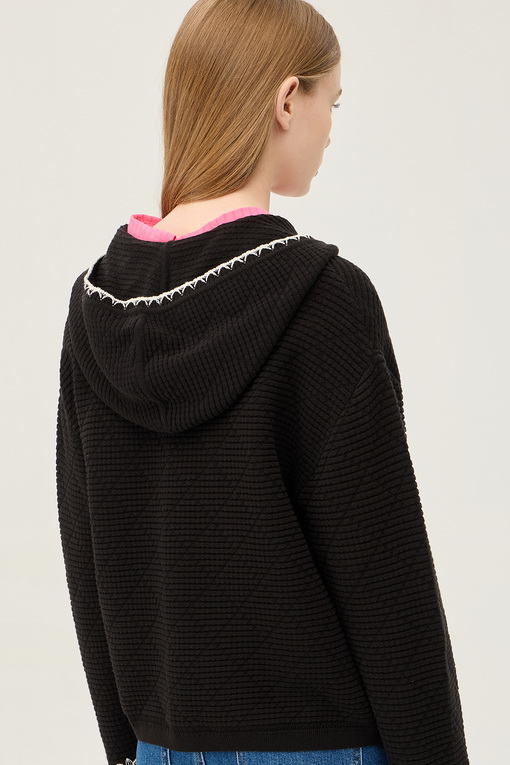 https://img.benettonmall.com/PARTS/KB/25S/BAKC12511BK_MB_D3.jpg