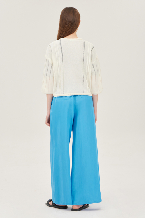 https://img.benettonmall.com/PARTS/KB/25S/BAKC52531IV_MB_D1.jpg