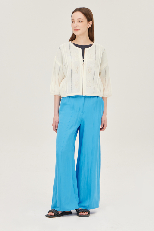 https://img.benettonmall.com/PARTS/KB/25S/BAKC52531IV_MB_D5.jpg