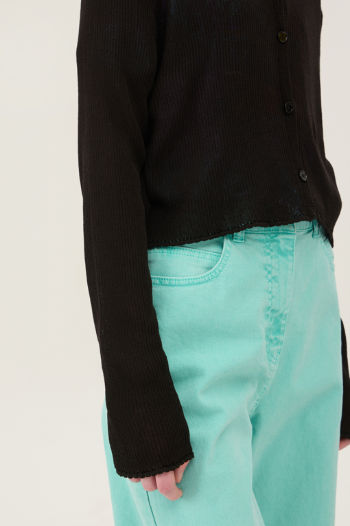 https://img.benettonmall.com/PARTS/KB/25S/BAKC55531BK_MB_D4.jpg