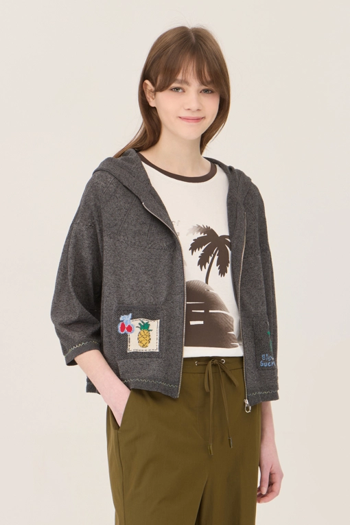https://img.benettonmall.com/PARTS/KB/25S/BAKC56531GR_MB.jpg