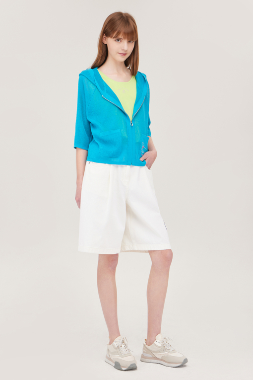 https://img.benettonmall.com/PARTS/KB/25S/BAKC66531TQ_MB_D5.jpg