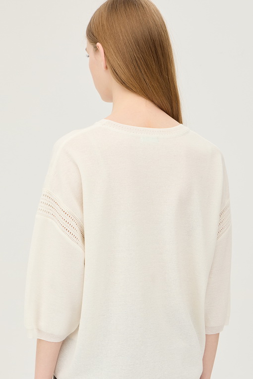 https://img.benettonmall.com/PARTS/KB/25S/BAKP52531WH_MB_D3.jpg