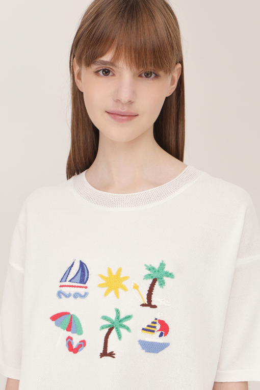 https://img.benettonmall.com/PARTS/KB/25S/BAKP69531WH_MB_D2.jpg
