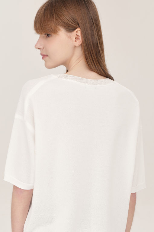 https://img.benettonmall.com/PARTS/KB/25S/BAKP69531WH_MB_D3.jpg