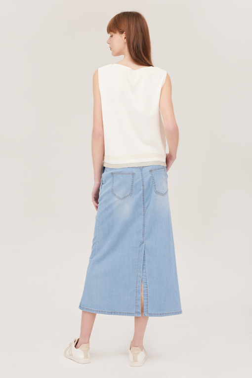 https://img.benettonmall.com/PARTS/KB/25S/BAKP72531IV_MB_D1.jpg