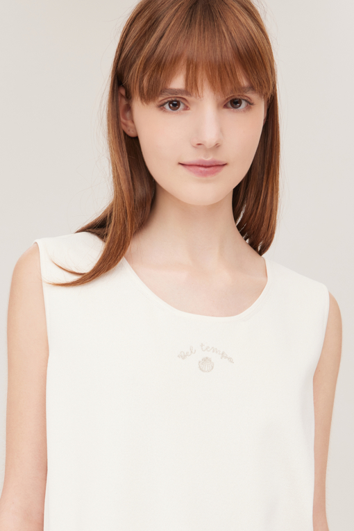 https://img.benettonmall.com/PARTS/KB/25S/BAKP72531IV_MB_D2.jpg