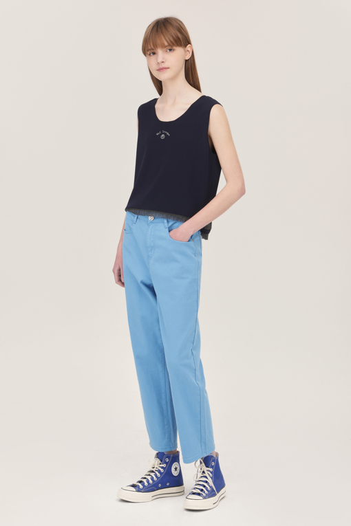 https://img.benettonmall.com/PARTS/KB/25S/BAKP72531NY_MB_D5.jpg