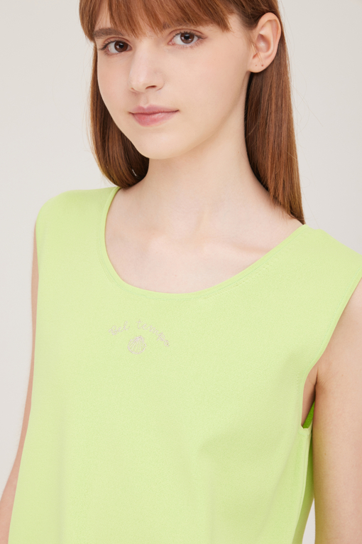 https://img.benettonmall.com/PARTS/KB/25S/BAKP72531YG_MB_D4.jpg