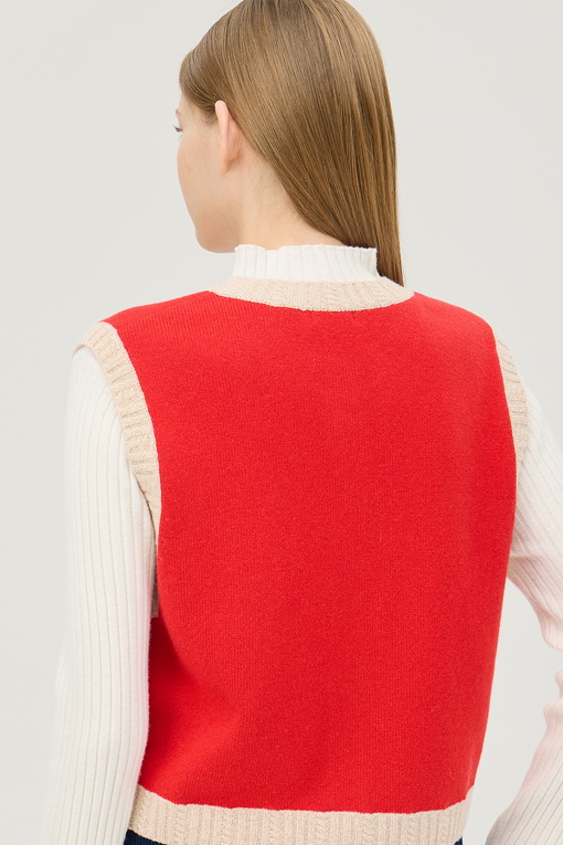 https://img.benettonmall.com/PARTS/KB/25S/BAKV01511RD_MB_D3.jpg